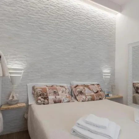 Le Gemelle Boutique 3*