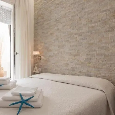 Le Gemelle Boutique 3* Torre Suda