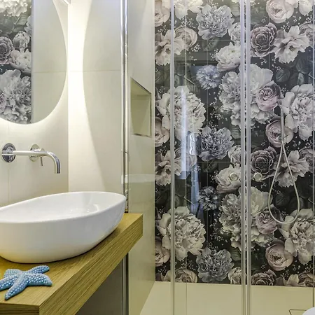 Le Gemelle Boutique 3*